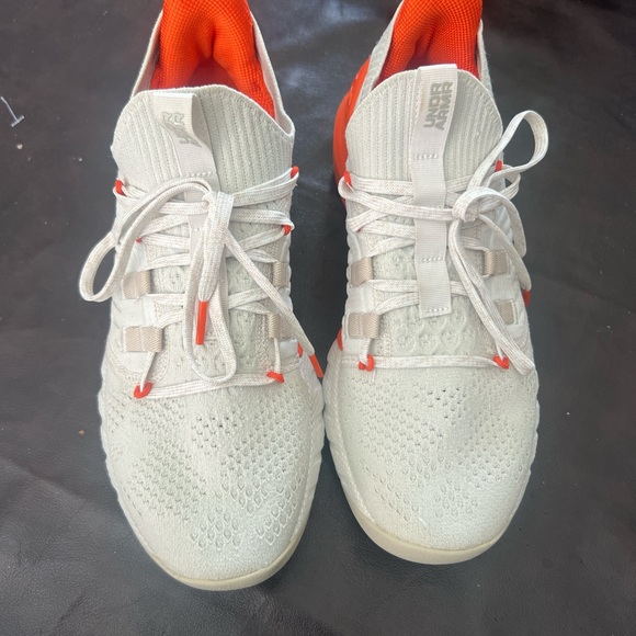 Under Armour Men's White and Orange Athletic Shoes